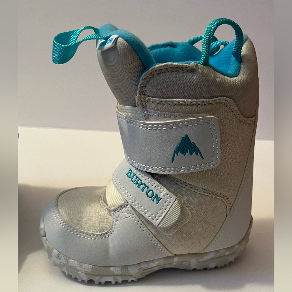 Burtin Grom Snowboard Boots in size 10 Kids - Picture 3 of 9